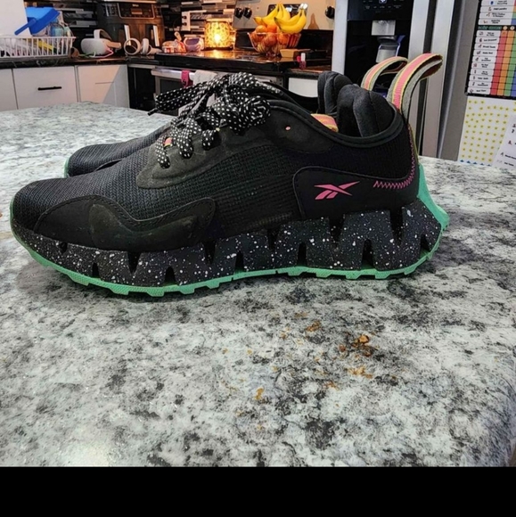 Reebox 8.5 brand new condition - Picture 1 of 4